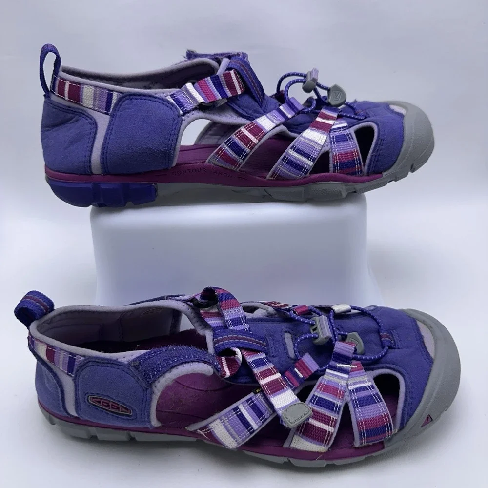 Keen Girl's Seacamp II CNX Water Sandals Size 7 Youth Purple